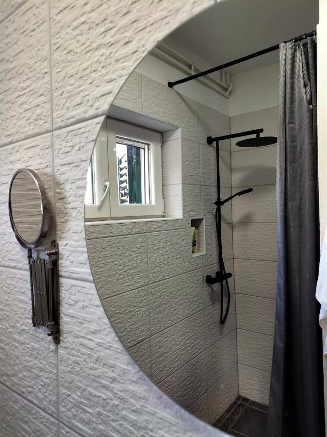 Countryside Family Retreat Apartment Sibenik Bagian luar foto